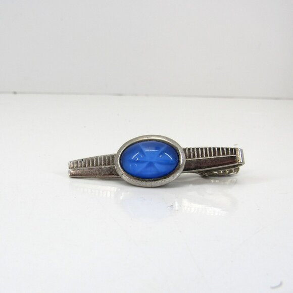 Vintage 1950's Style Tie Clip Faux Blue Star Sapphire Glass Cabochon Silver Tone - Picture 6 of 6